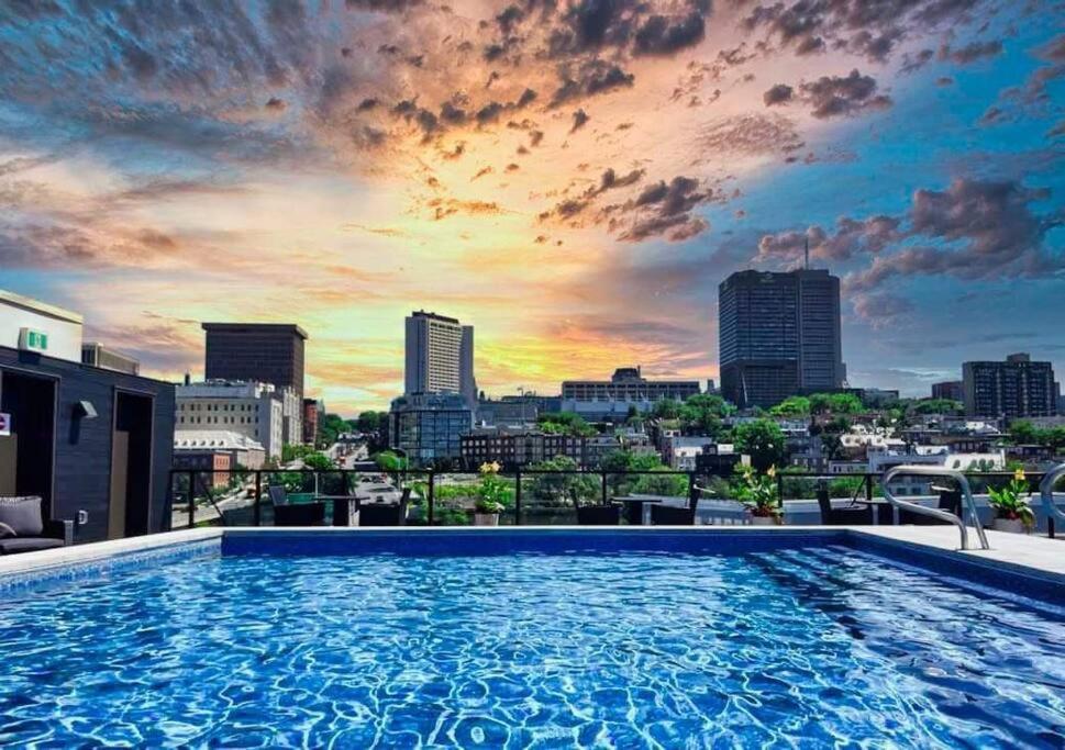 Condo 2 Ch - 500M Vieux-Quebec & Gym 외부 사진